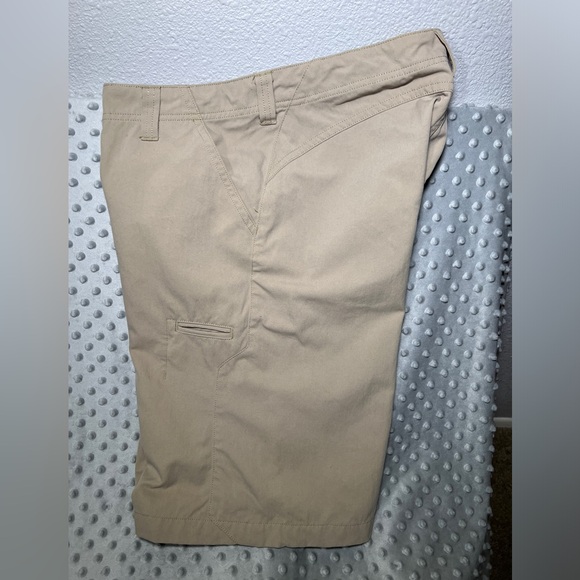 Patagonia Men’s Hiking Shorts size 36 with 10 inch inseam zippered pockets - Picture 6 of 6